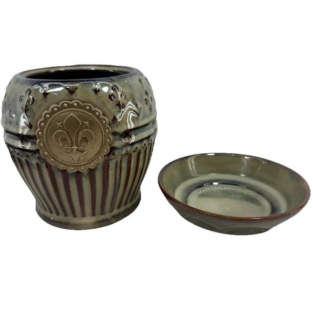 Scentsy elegant charlemagne